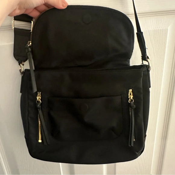 Karl Lagerfeld Paris Naomi Messenger Handbag - Picture 11 of 13